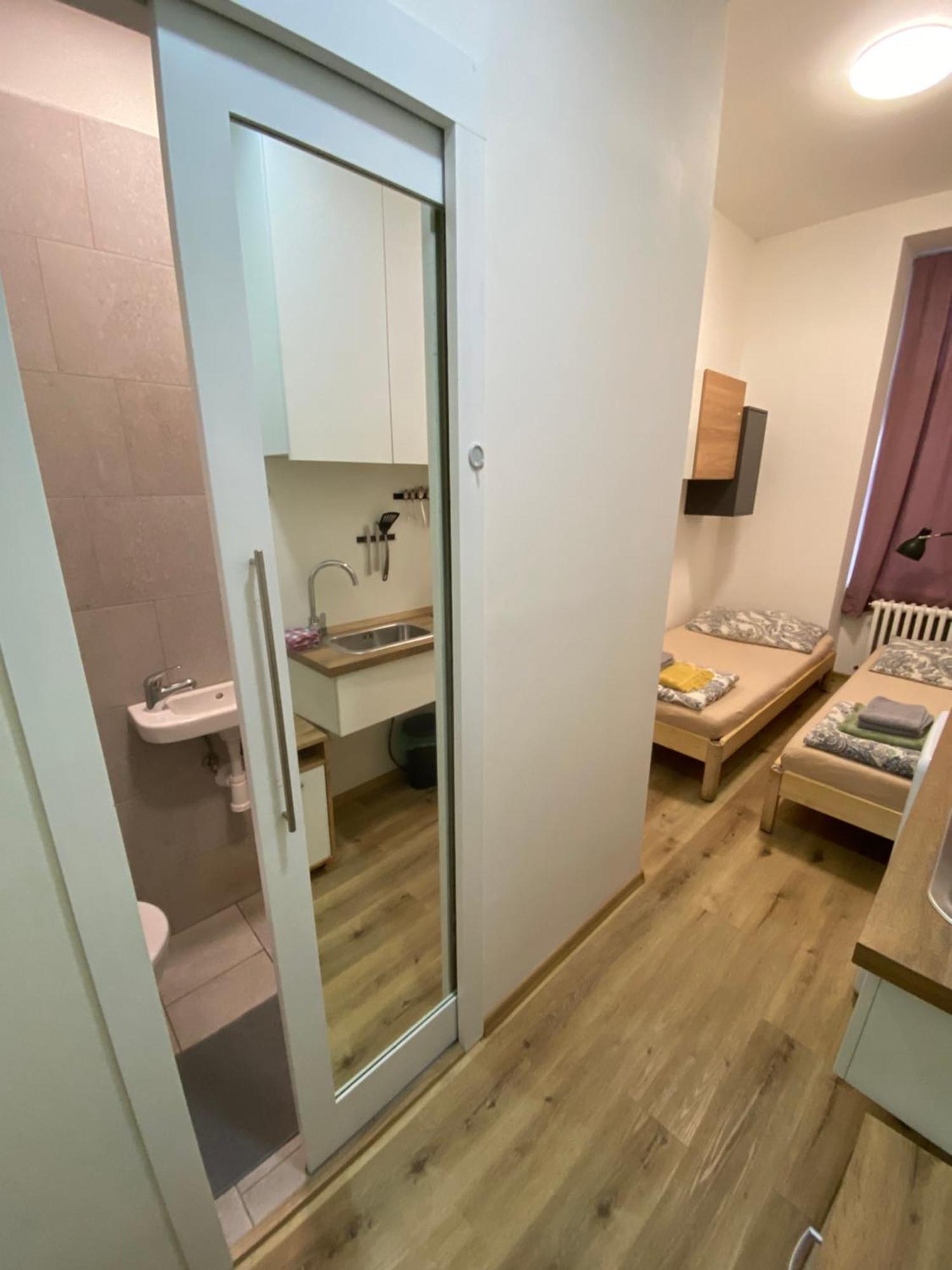 Minato Apartments Ostrava Center מראה חיצוני תמונה
