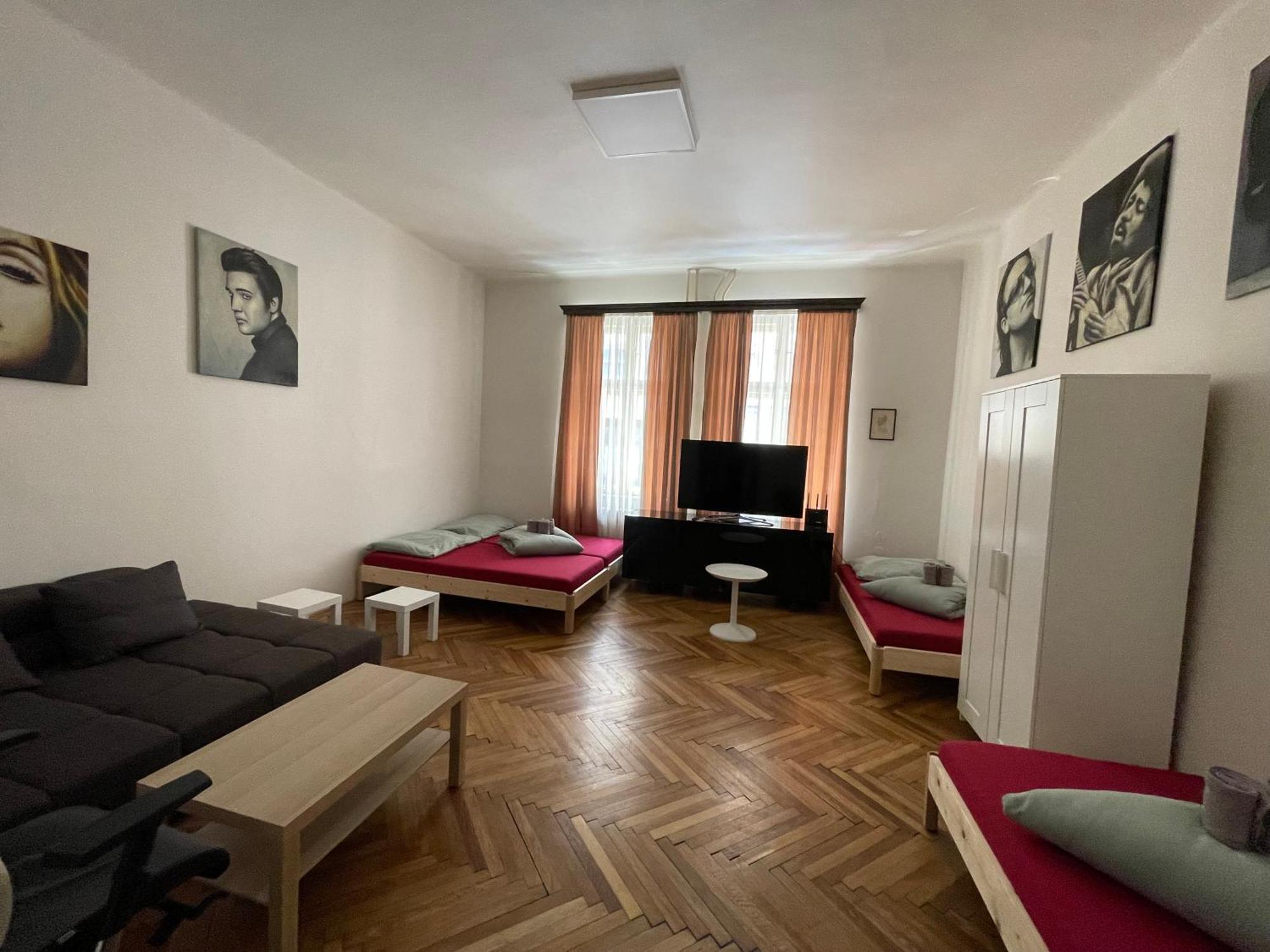 Minato Apartments Ostrava Center מראה חיצוני תמונה