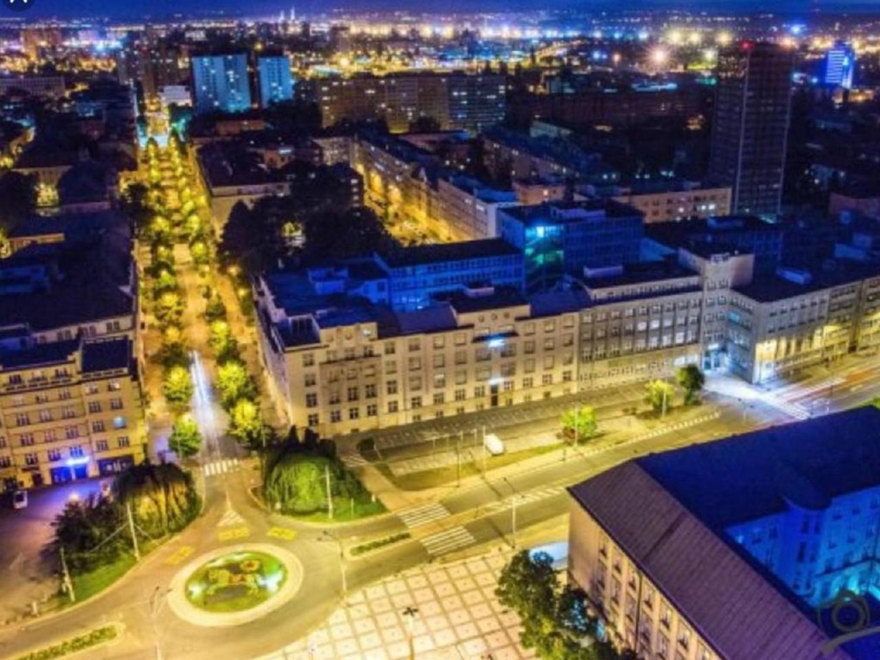 Minato Apartments Ostrava Center מראה חיצוני תמונה